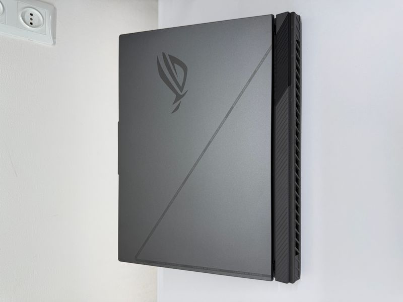 ASUS ROG Strix G16  ASUS ROG Strix G16   фото