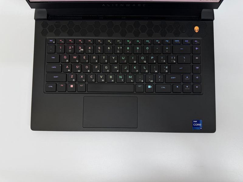Dell Alienware m15 R7 RTX 3080 i9 360Hz — купити ноутбук