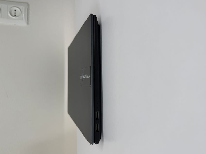 ASUS Vivobook Pro 14 OLED  ASUS Vivobook Pro 14 OLED  фото