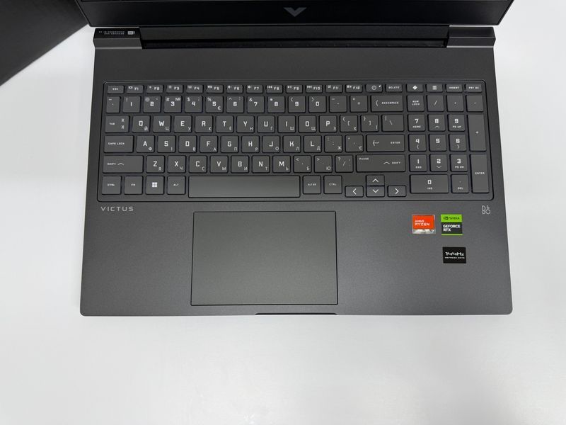 HP Victus 16 HP Victus 16 фото