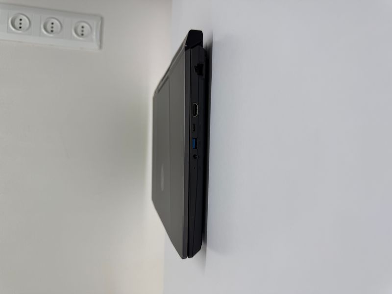 MSI Pulse 15  MSI Pulse 15  фото