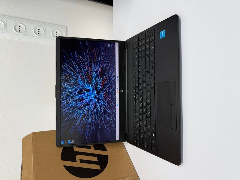 HP 15 HP 15 фото