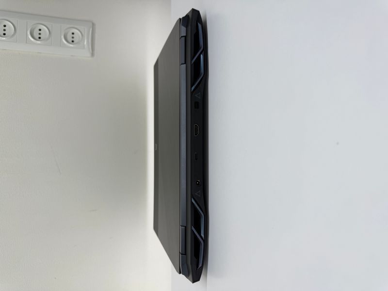 Acer Predator Helios 300 Acer Predator Helios 300 фото