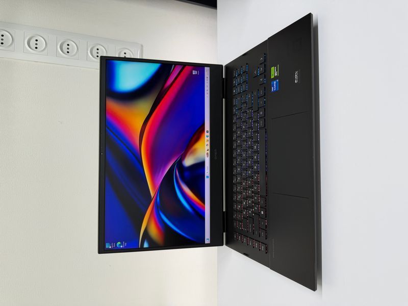 HP Omen 17 &mdash; RTX 4080 HP Omen 17 &mdash; RTX 4080 фото