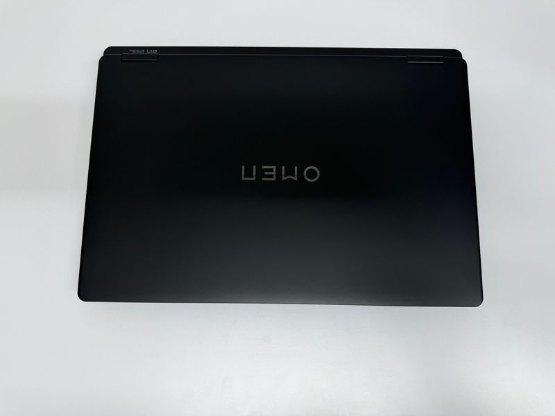 HP Omen 17 RTX 5060 HP Omen 17 RTX 5060 фото