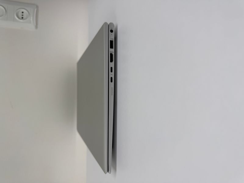 HP EliteBook 855 G8 HP EliteBook 855 G8 фото