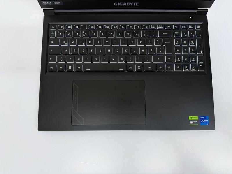 Gigabyte G6  Gigabyte G6  фото